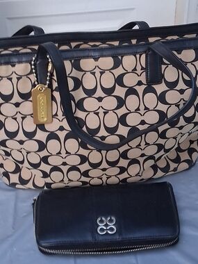 Coach Beige Signature Tote with Black Trim and Gold Tag With Wallet